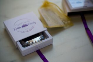 purple sleeve box